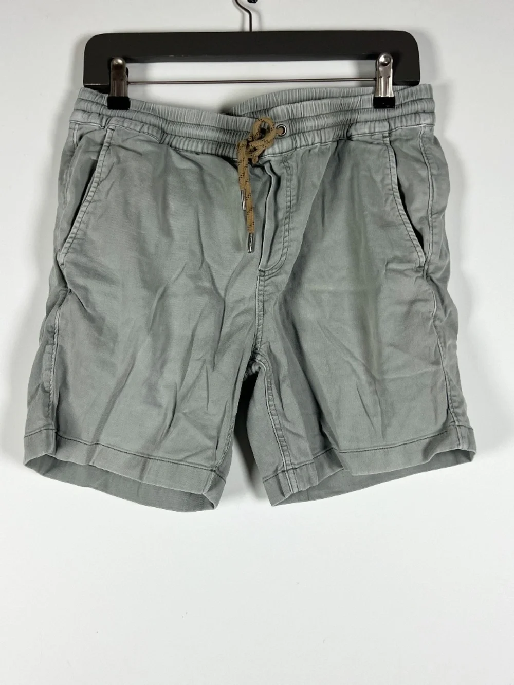 Faherty Men's Essential Linen Organic Cotton Modal Pull On Casual Shorts Gray M